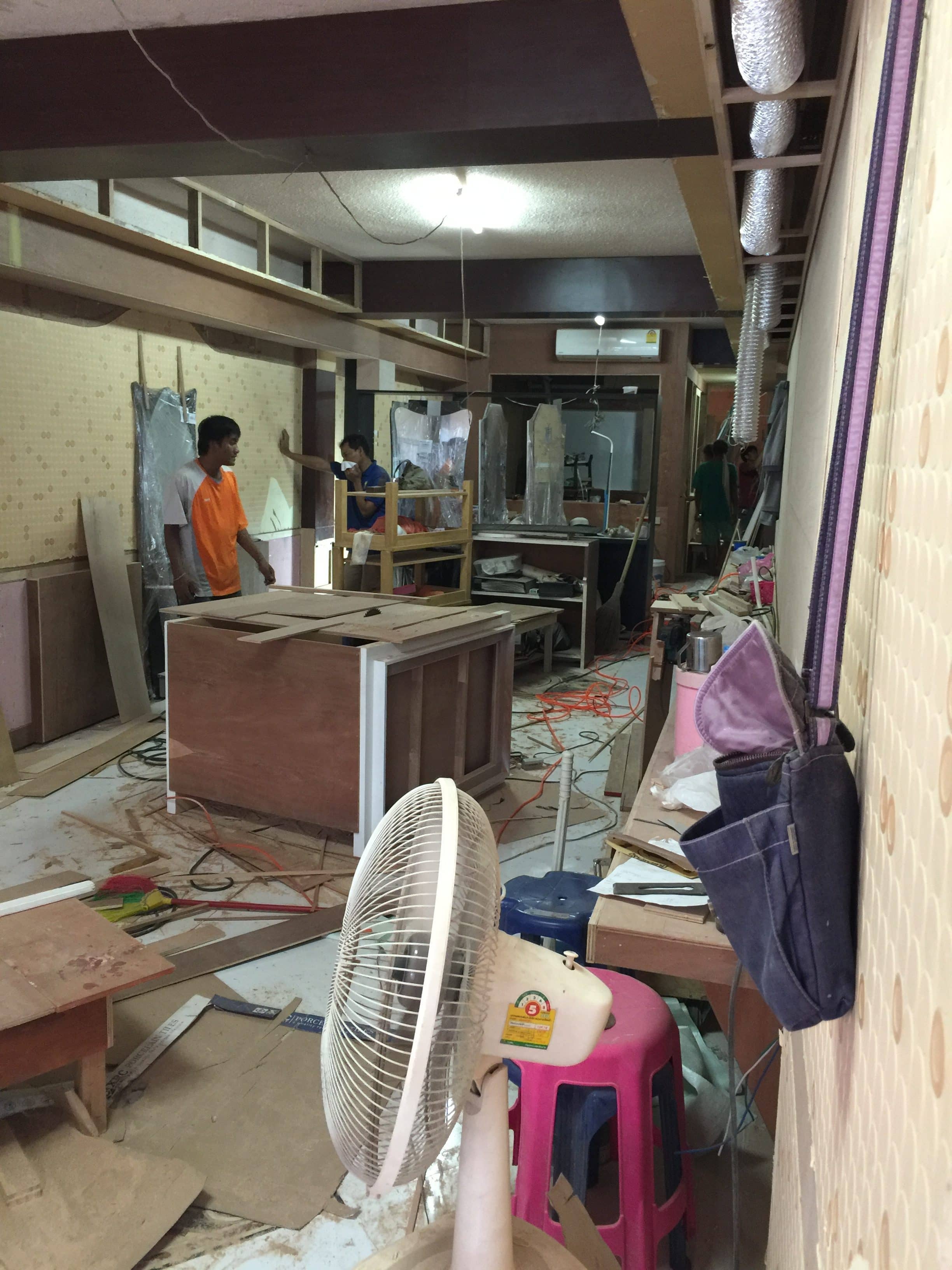バンコクATAMAヘアサロンの工事内容