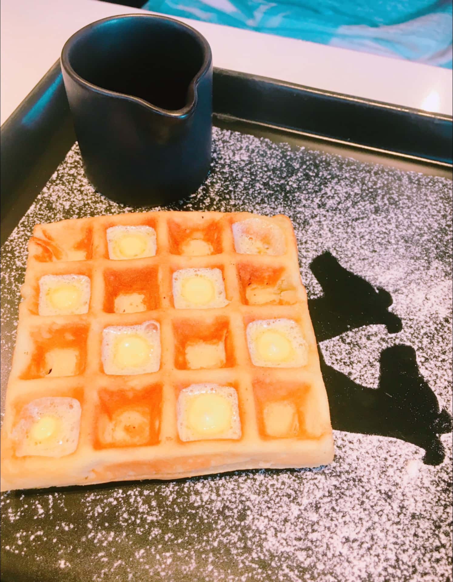 プロンポン駅でおいしいワッフルが食べれるお店