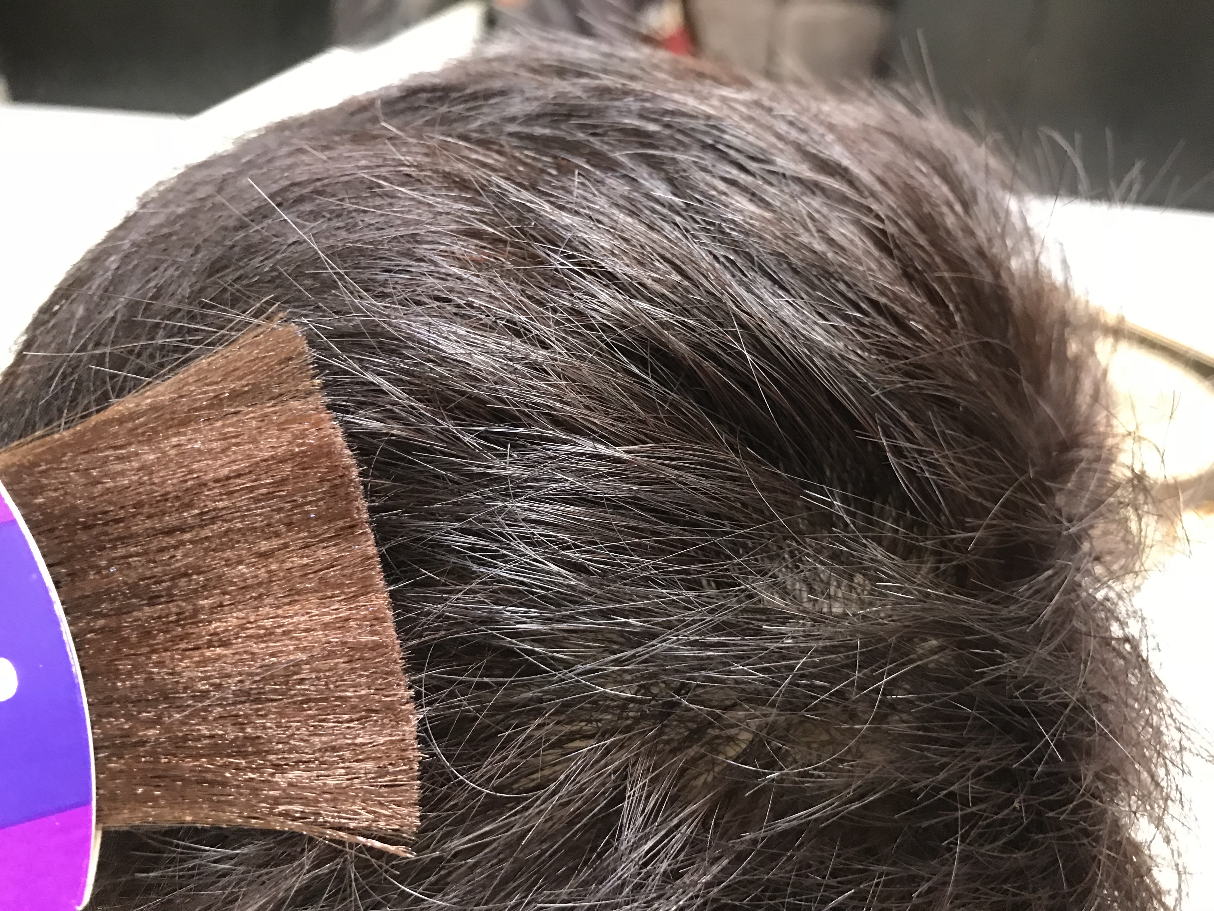 バンコクの硬水と軟水！ヘアカラー剤と染め方を考える。